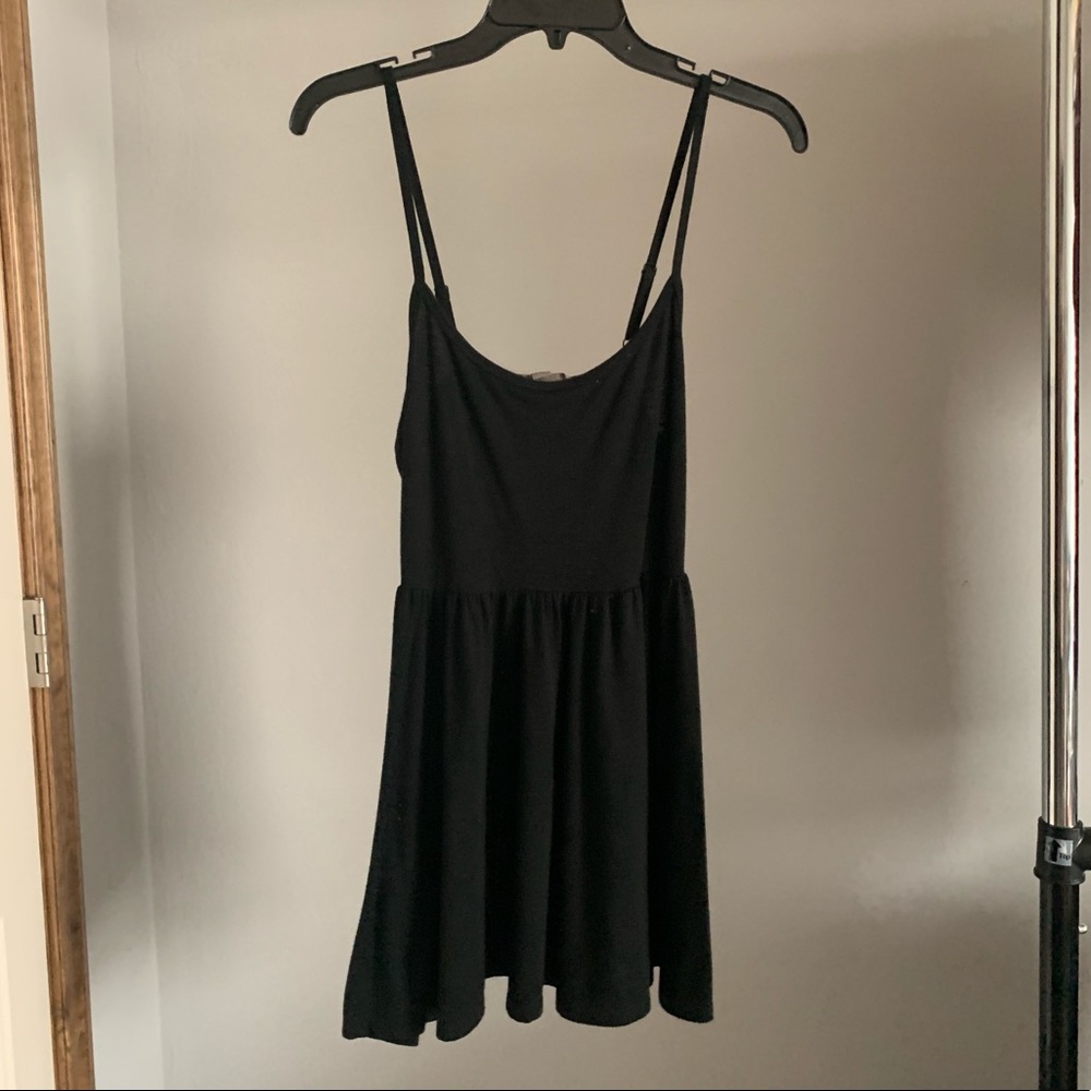 Black cotton dress. Forever 21. Small
